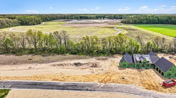 10438 Grand Teton Drive, Granger, IN 46530