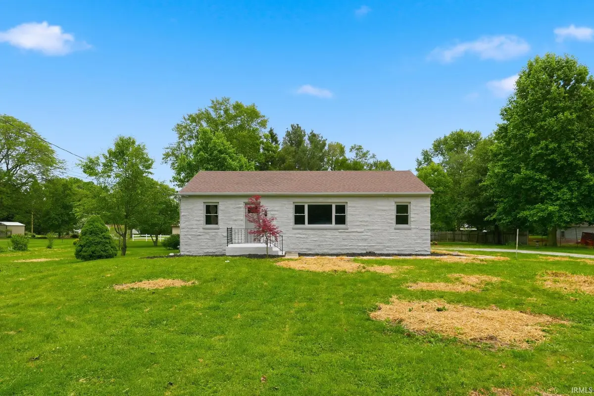 215 Hartzell Road, New Haven, IN 46774 - #1