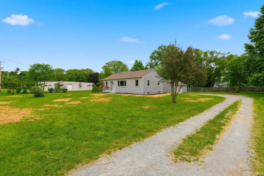 215 Hartzell Road, New Haven, IN 46774 - #3