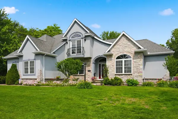 1114 Gleneagle Drive, Mishawaka, IN 46545