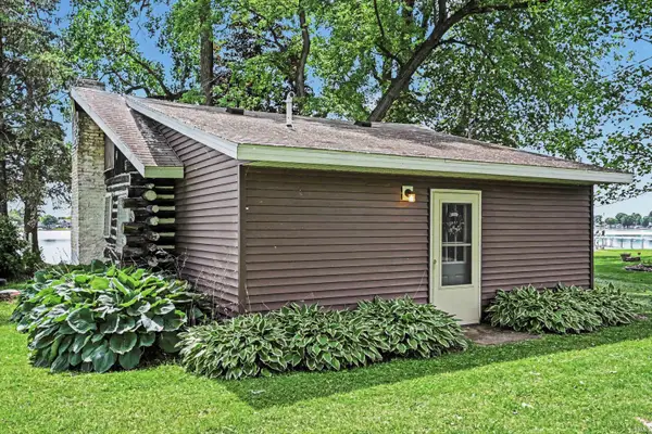 3825 Lake Shore Drive, Bremen, IN 46506
