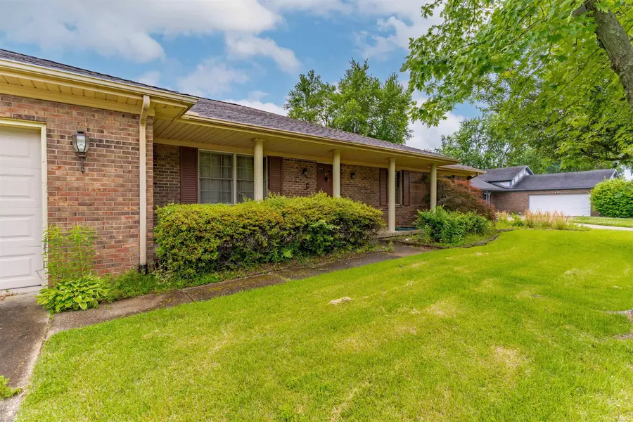 5466 W Sherwood Drive, Newburgh, IN 47630 - #2