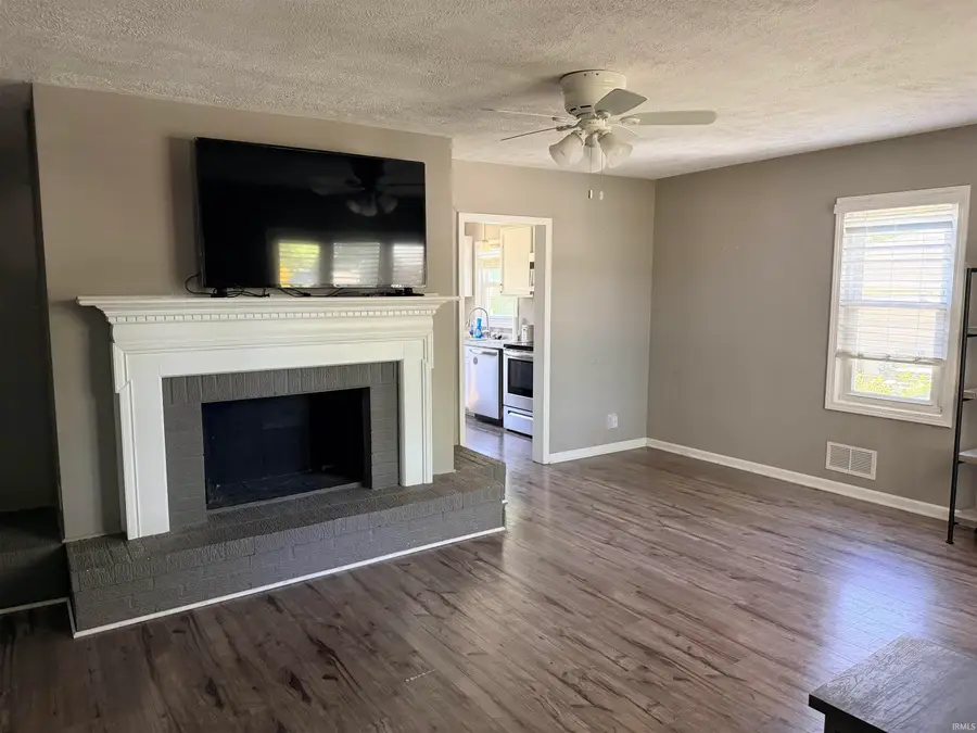 1005 W Dunn Avenue, Muncie, IN 47303 - #3