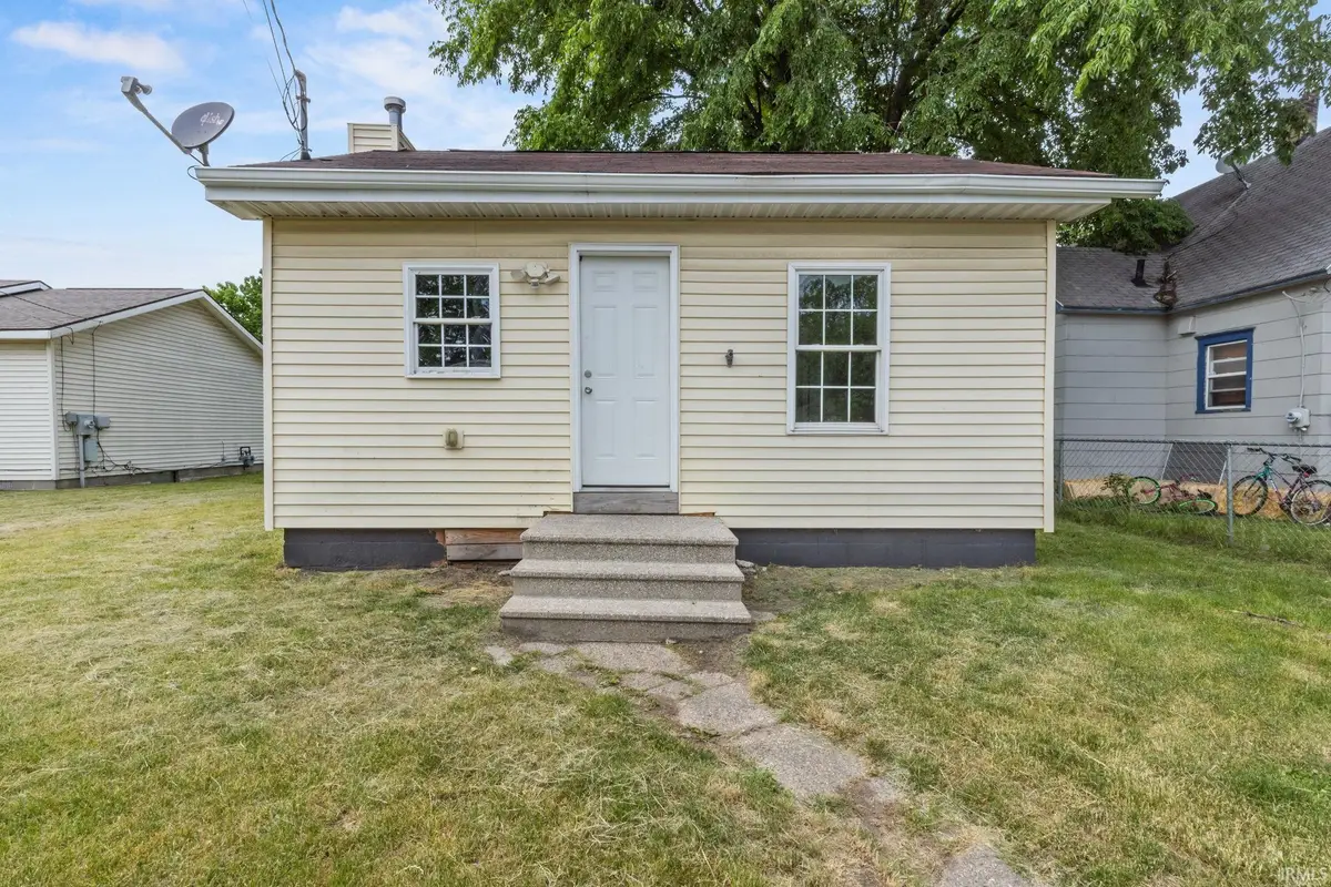 517 Capitol Boulevard, Elkhart, IN 46516 - #1