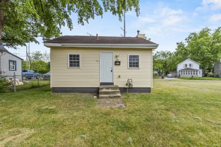517 Capitol Boulevard, Elkhart, IN 46516 - #2