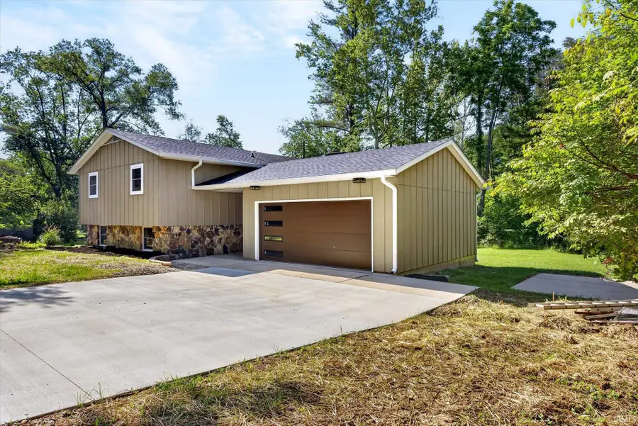 2102 E Wimbleton Lane, Bloomington, IN 47401 - #2