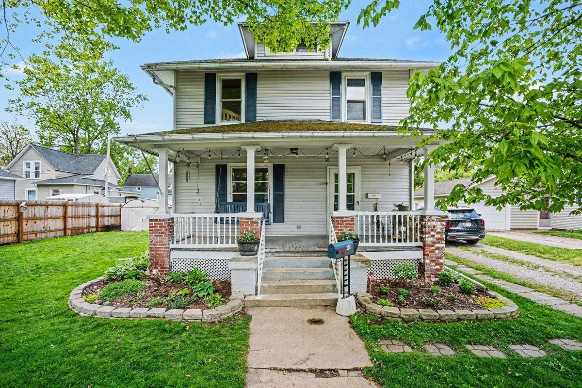 208 N Nappanee Street, Nappanee, IN 46550 - #1