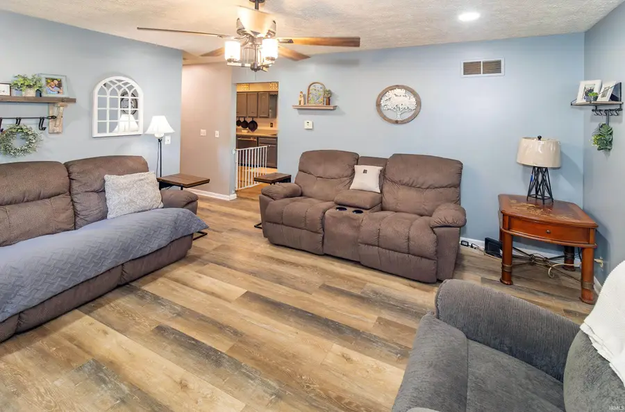 121 S Tennessee Street, Chandler, IN 47601 - #2