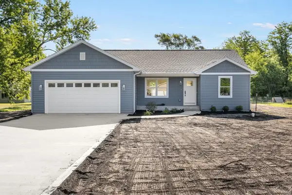 51656 Cherry Road, Granger, IN 46530