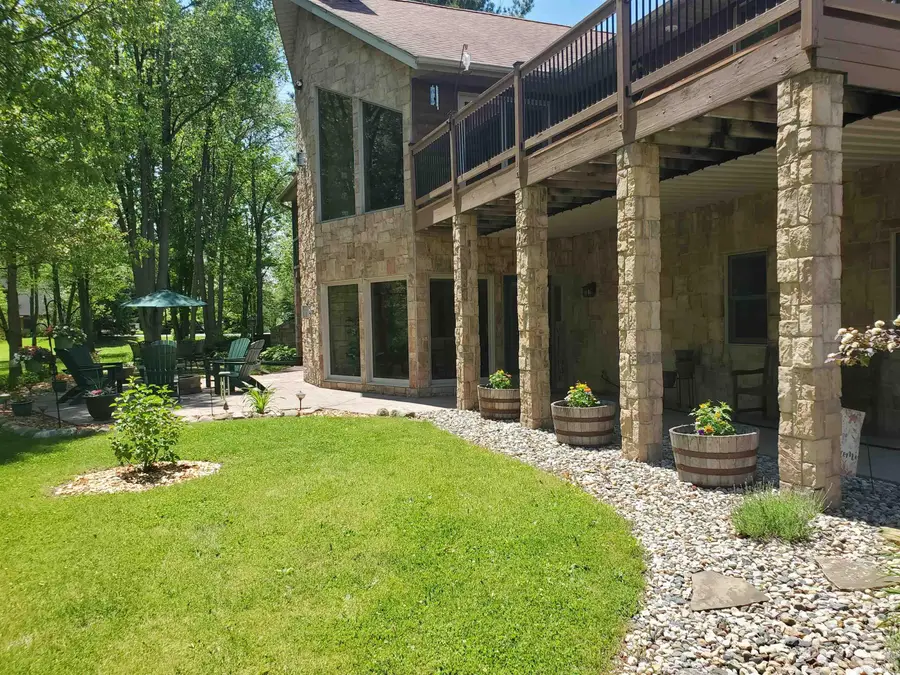811 S Blaine Street, North Webster, IN 46555 - #3