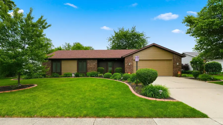 3821 Scarborough Drive, New Haven, IN 46774 - #2