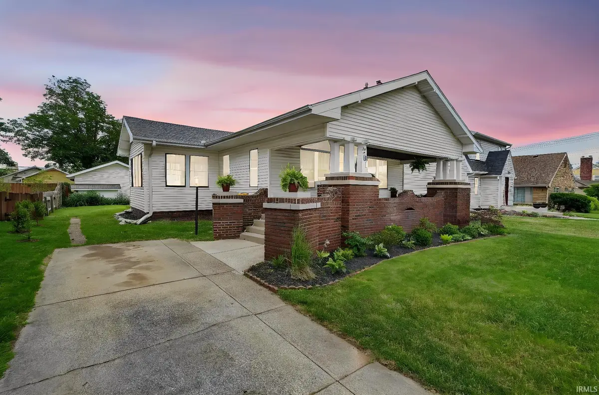 201 Miami Club Drive, Mishawaka, IN 46544 - #1