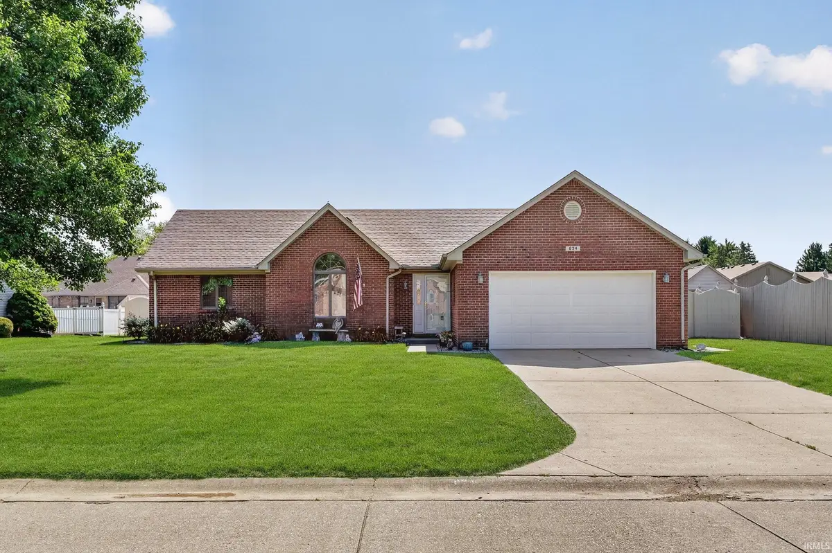 834 Deerfield Road, Anderson, IN 46012 - #1