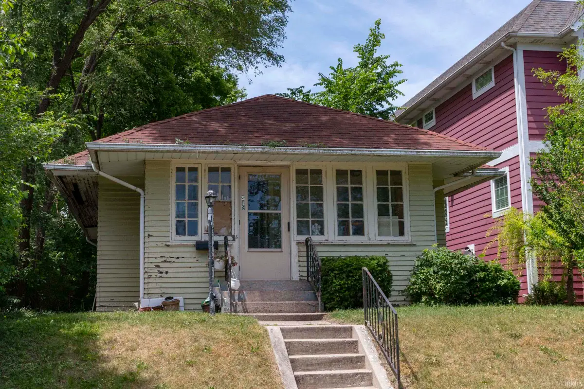 919 N Saint Louis Boulevard, South Bend, IN 46617 - #1