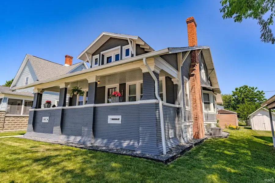 103 E Oxford Street, Otterbein, IN 47970 - #3