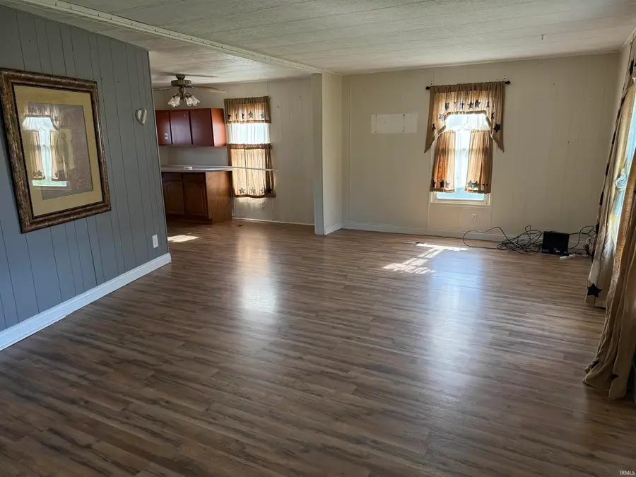 8744 W Us Highway 40 Highway, Knightstown, IN 46148 - #2