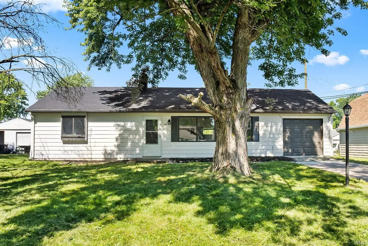 1194 Braeburn Drive, New Haven, IN 46774 - #1