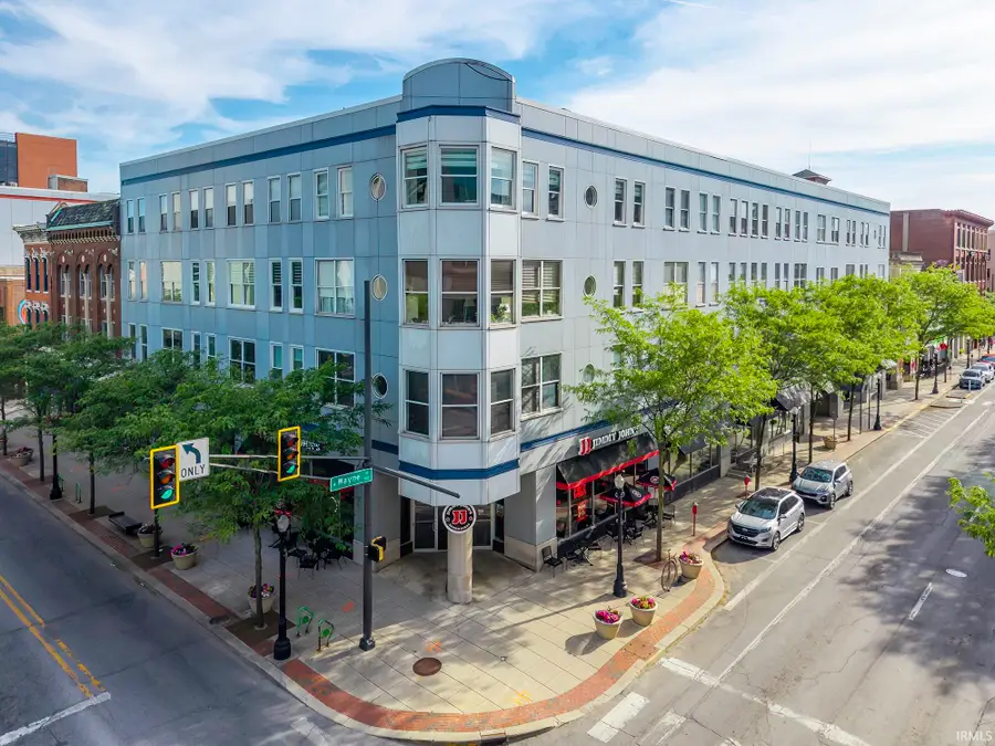 113 W Wayne Street #402, Fort Wayne, IN 46802 - #2