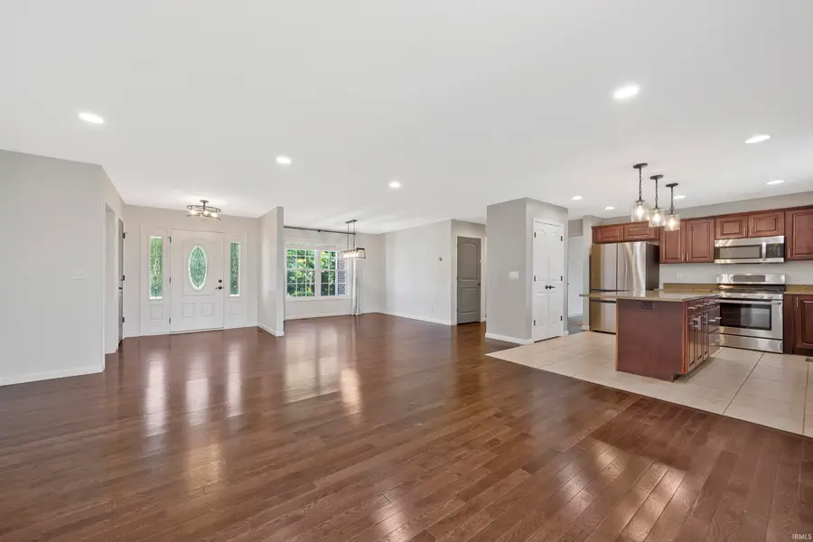 807 Creek Drive, Fort Branch, IN 47648 - #2