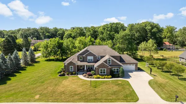 2047 W Blackberry Trail, Warsaw, IN 46580