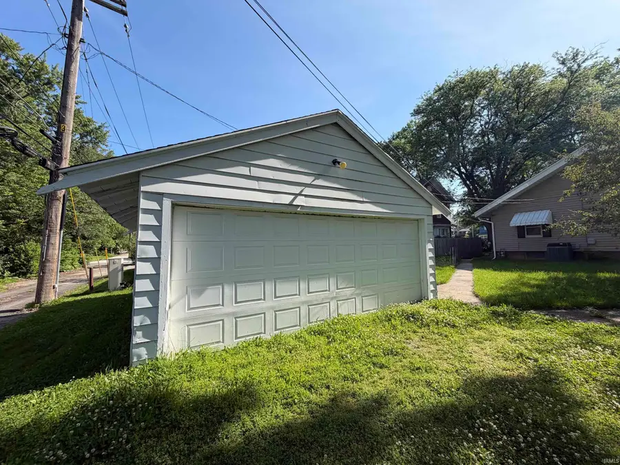 2213 N Anthony Boulevard, Fort Wayne, IN 46805 - #3