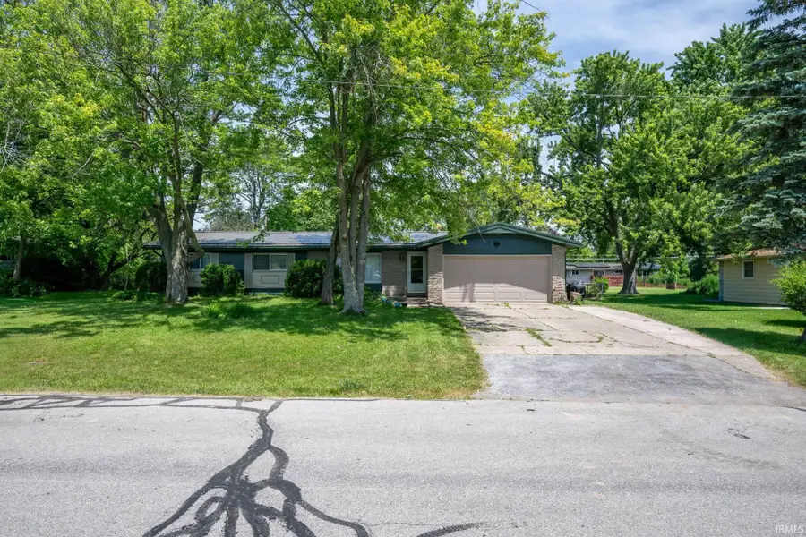 2423 Otsego Drive, Fort Wayne, IN 46825 - #2