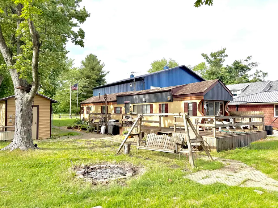 11494 W Paradise Road, Monticello, IN 47960 - #2