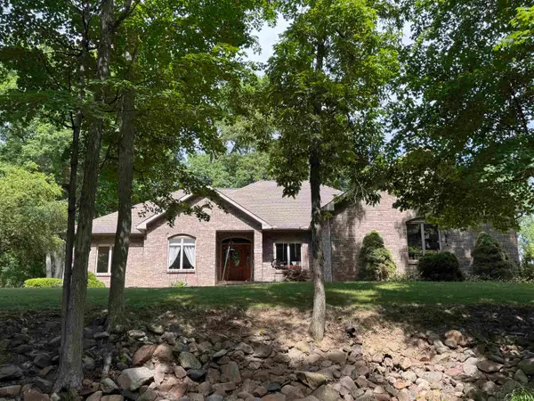11624 W Briarwood Drive, Monticello, IN 47960