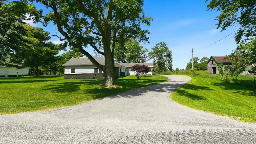 2376 S 300 East, Huntington, IN 46750 - #3