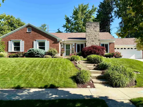 1212 Sunset Drive, Fort Wayne, IN 46807