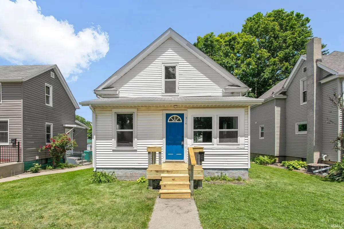 314 E 13th Street, Mishawaka, IN 46544 - #1