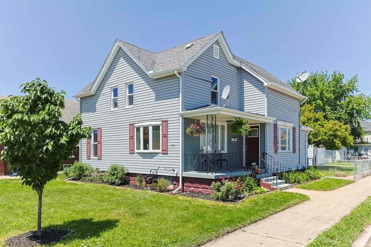 502 W 10th Street, Mishawaka, IN 46544 - #1