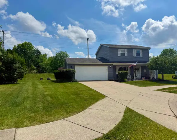 1404 Fairview Run, Kendallville, IN 46755
