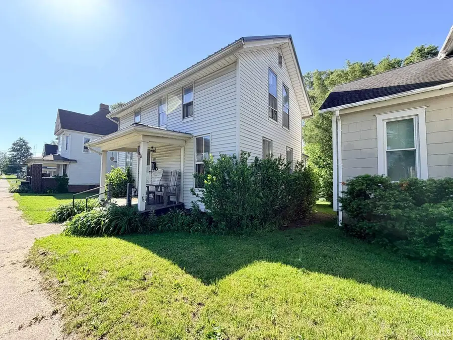 524 E Center Street, Warsaw, IN 46580 - #2