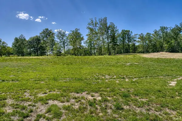 2481 Victoria Woods Drive, Victoria Woods, IN 47601