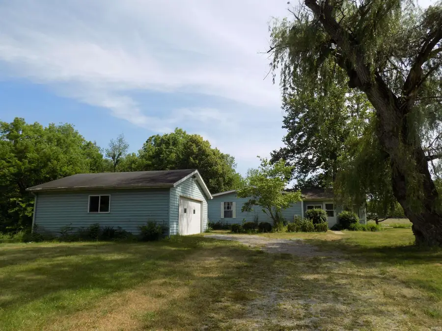 58613 County Road 105, Elkhart, IN 46517 - #2