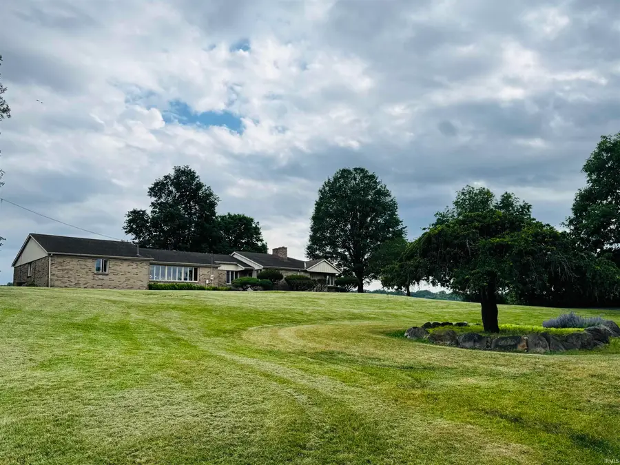 295 W Riverside Drive, Peru, IN 46970 - #3