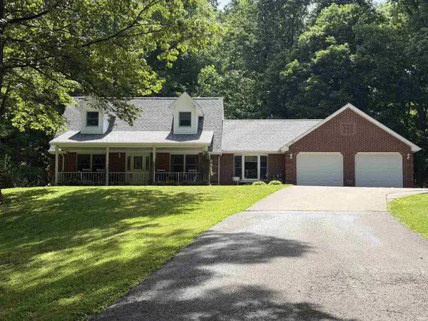 2636 Country Club Road, Spencer, IN 47460