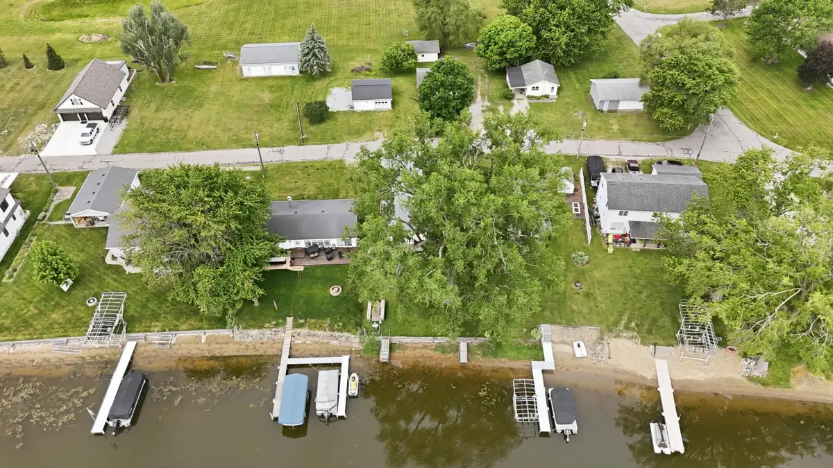 55 Lane 275b Turkey Lake, Hudson, IN 46747 - #1