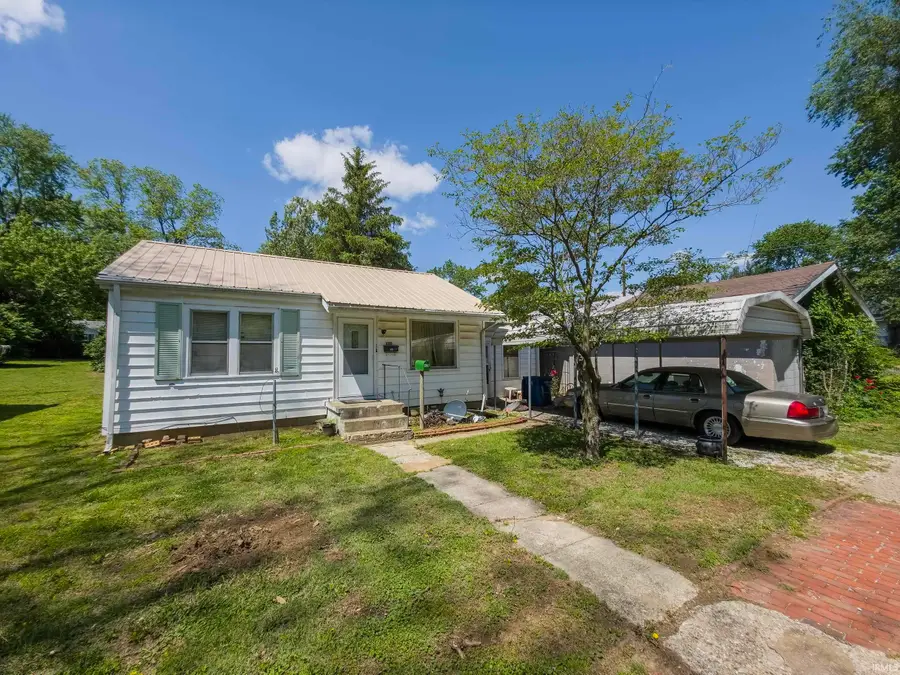 426 E 7th Street, Mount Carmel, IL 62863 - #2