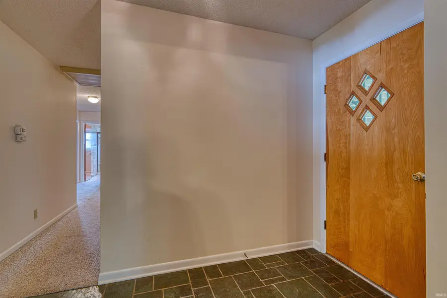 20 W Highway 62, Mount Vernon, IN 47620 - #2