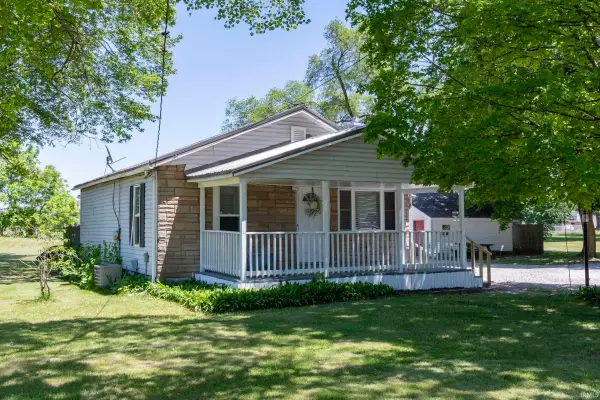 2902 Edwardsburg Avenue, Elkhart, IN 46514