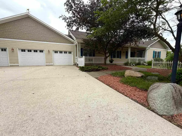 35 W Lake Drive, Kokomo, IN 46901
