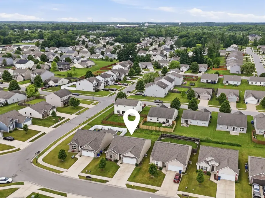 2137 Blue Spring Run, Fort Wayne, IN 46808 - #2
