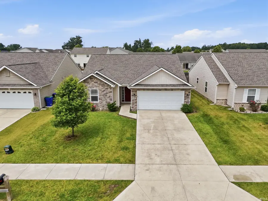 2137 Blue Spring Run, Fort Wayne, IN 46808 - #3
