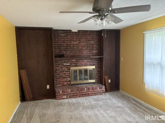 129 N Kirkwood Avenue, Fowlerton, IN 46930 - #3