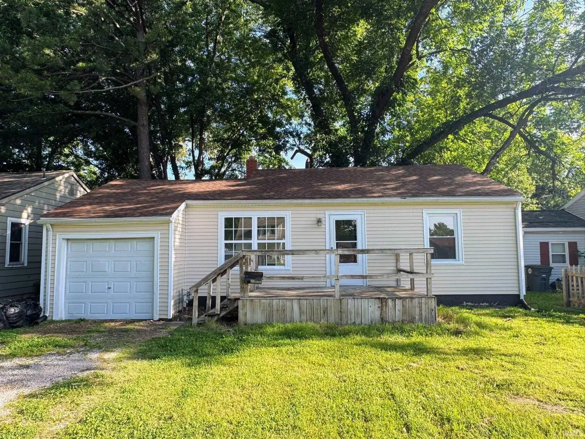 2324 E Riverside Drive, Evansville, IN 47714 - #1