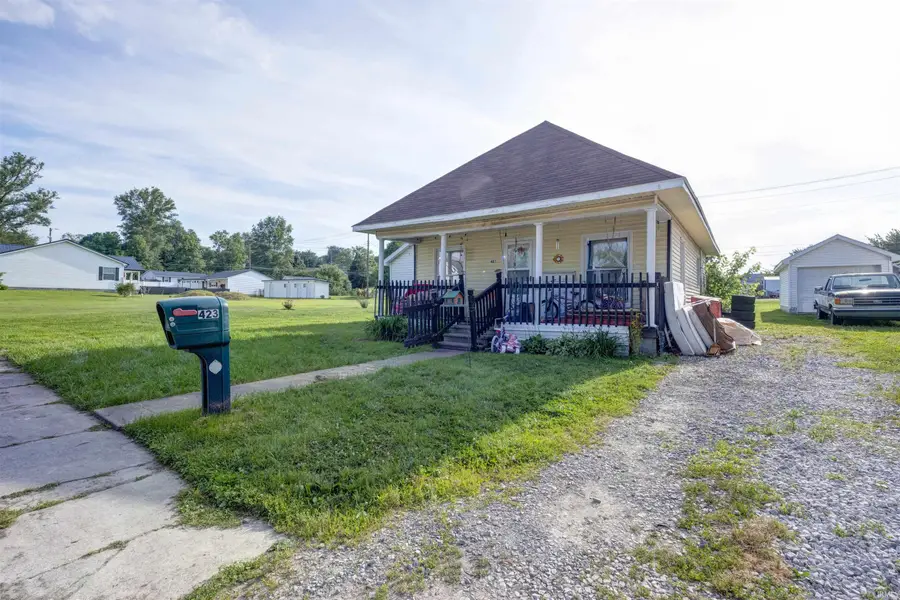 423 S Jackson Street, Oakland City, IN 47660 - #3