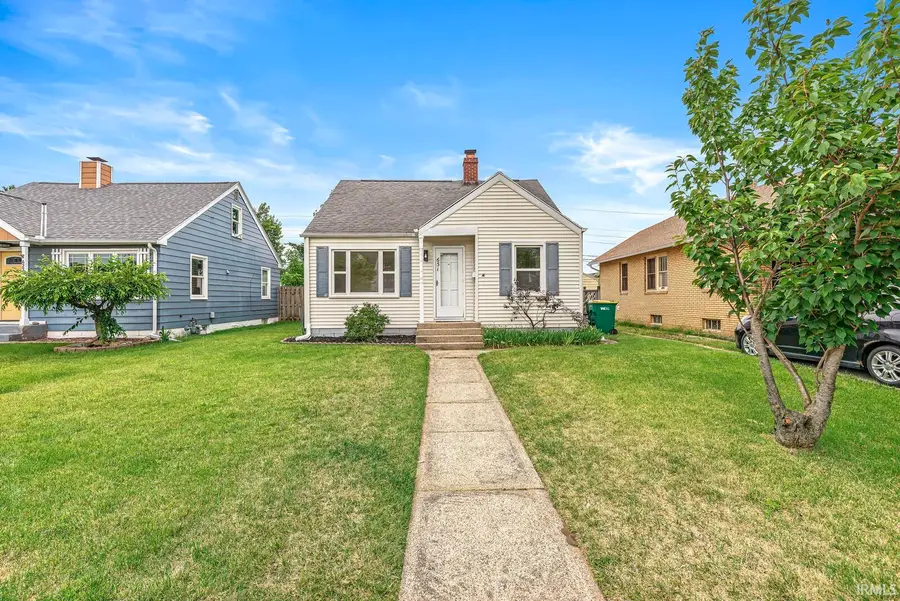 631 Gernhart Avenue, Mishawaka, IN 46544 - #2