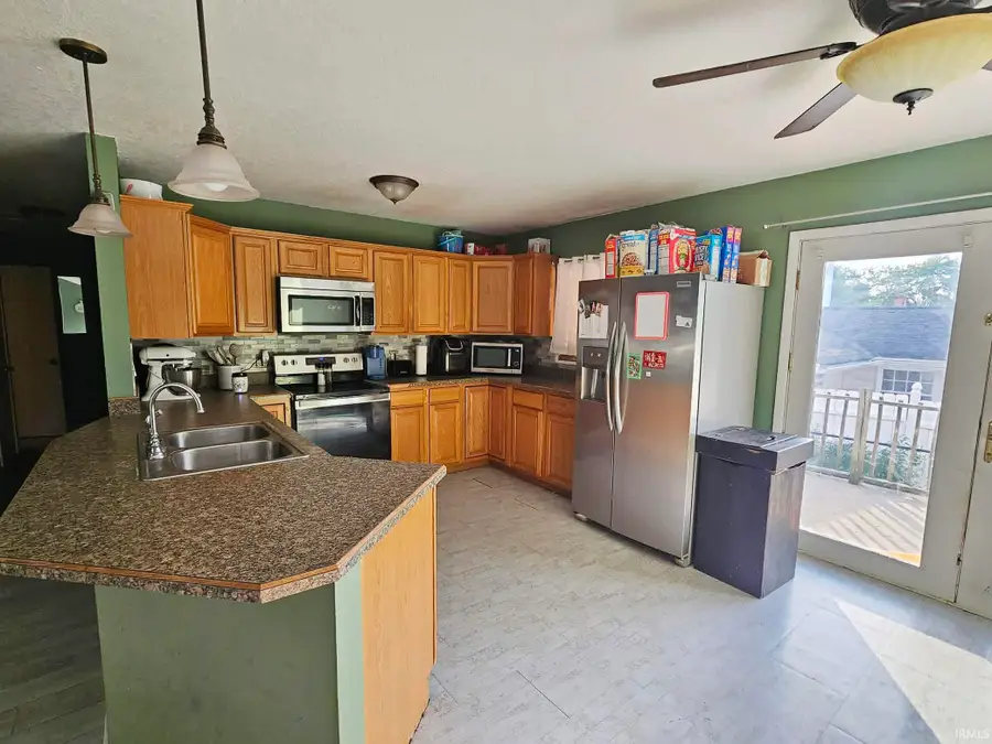 203 S 21st Street, Vincennes, IN 47591 - #3